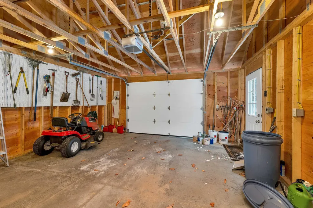 156 Trotting Track Road Wolfeboro NH 03894