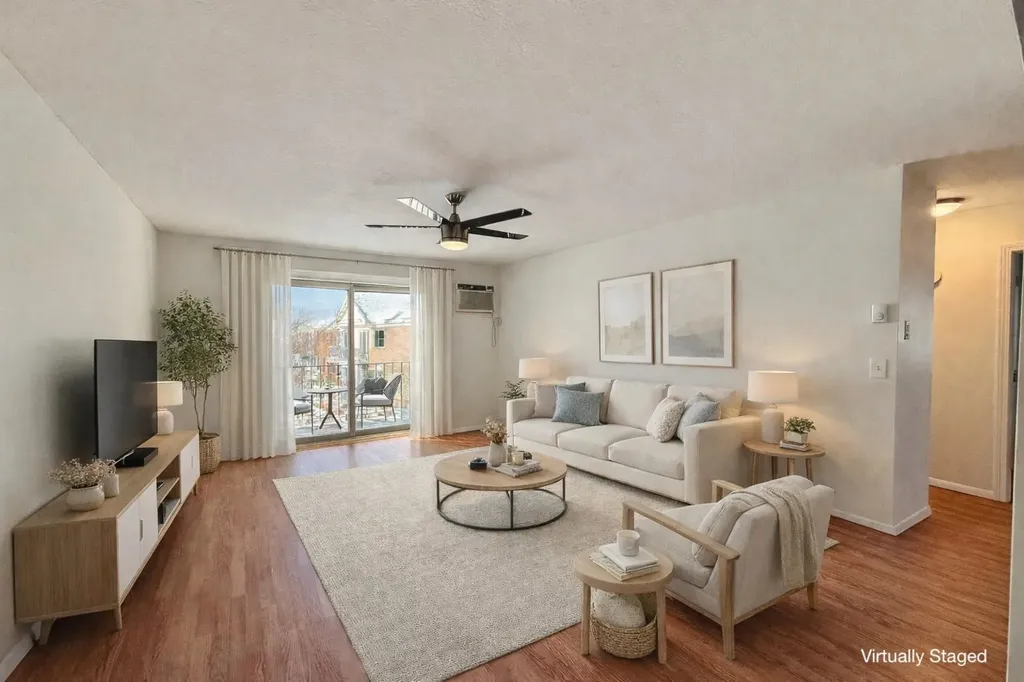 4 Fairfax Avenue Derry NH 03038