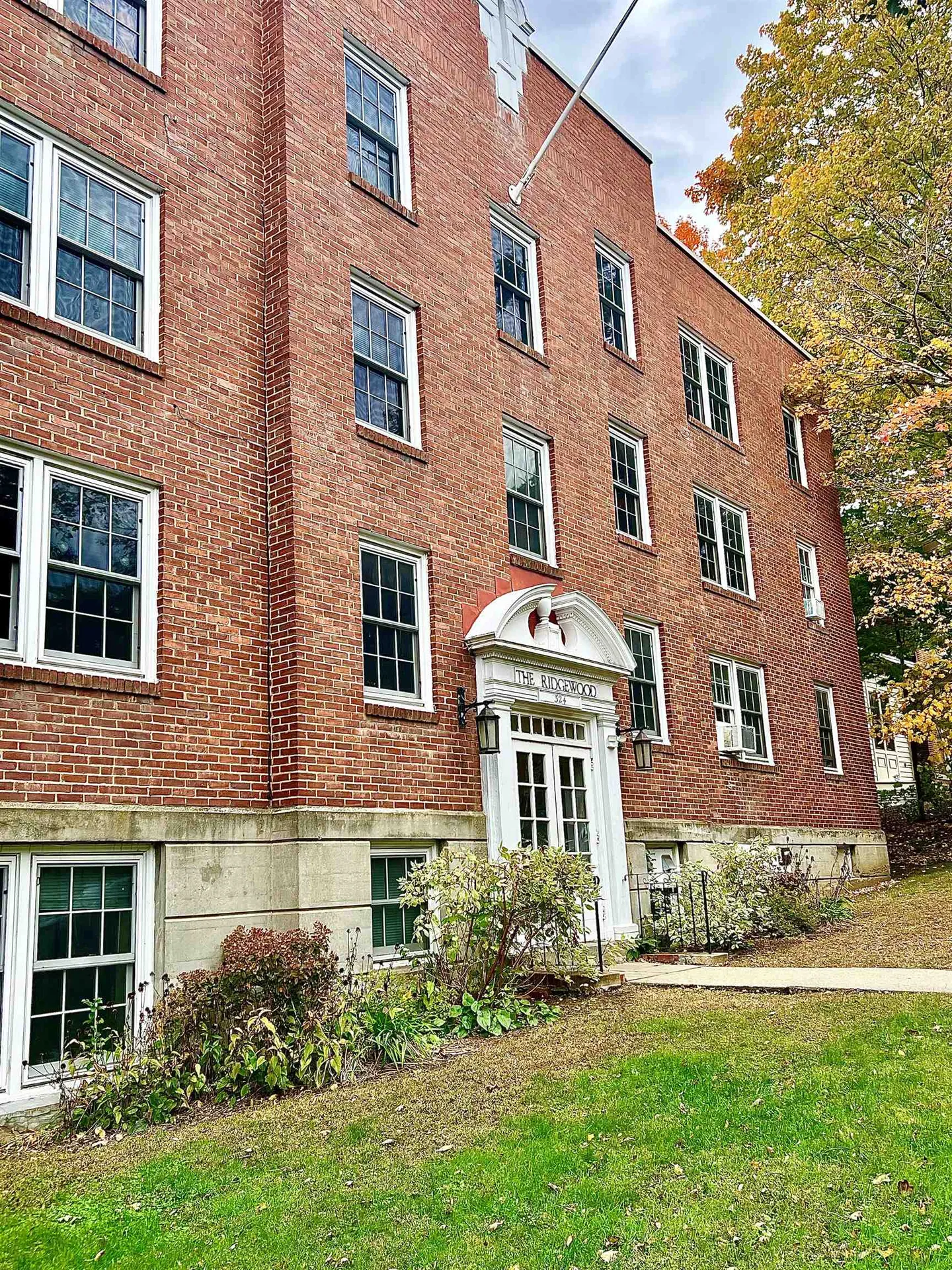 Burlington VT, 324 Main Street, Unit 14