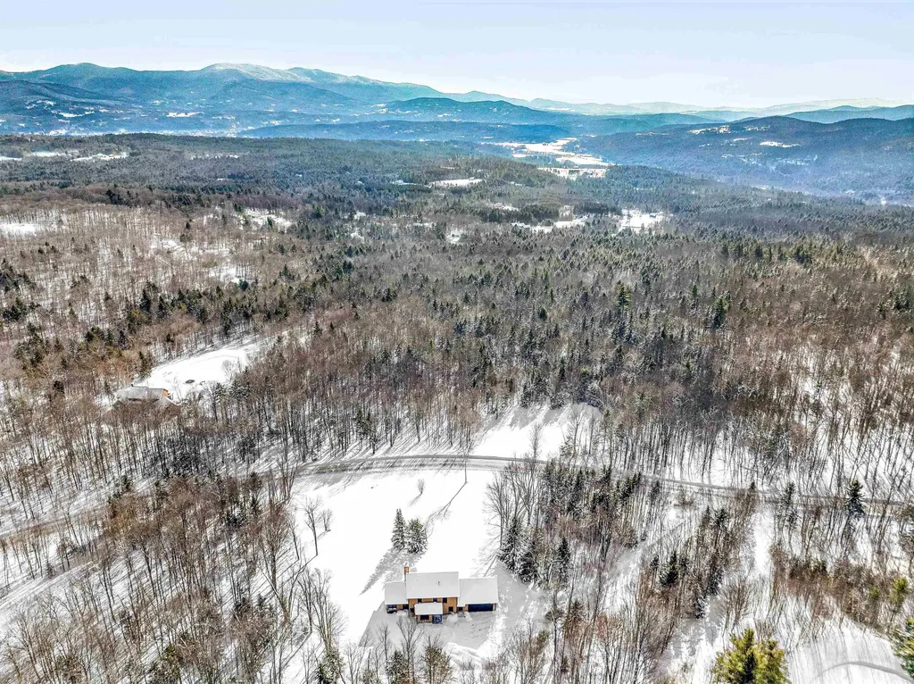 333 Wade Pasture Road Stowe VT 05672