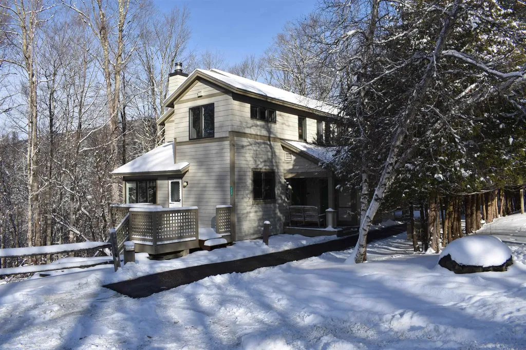 9 Trailside Executive 9 Cambridge VT 05464