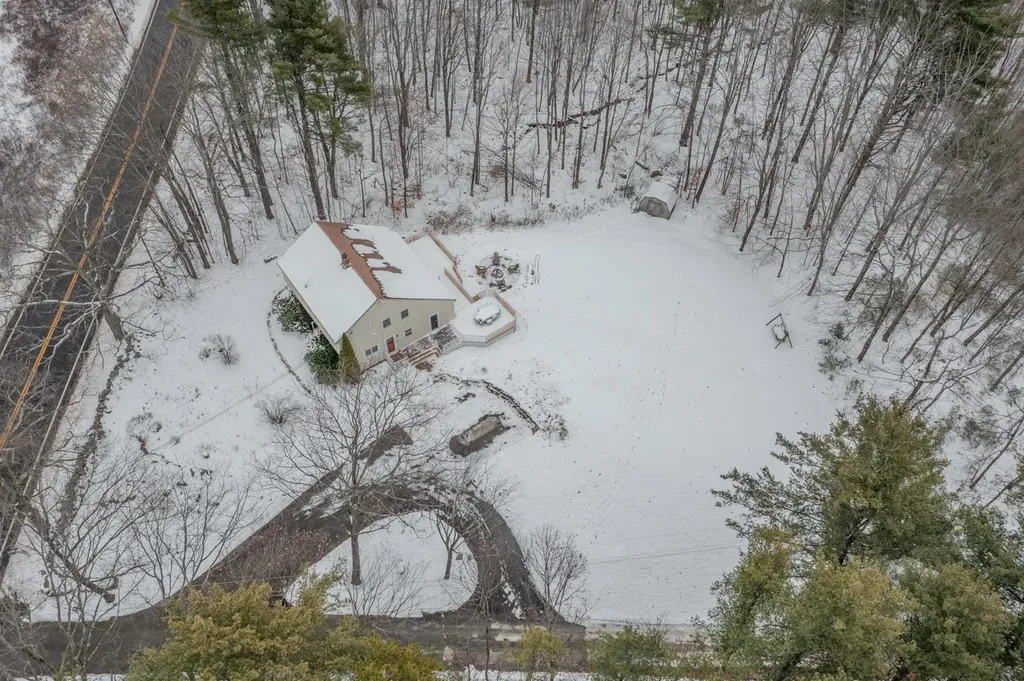 954 Parker Mountain Road Strafford NH 03884