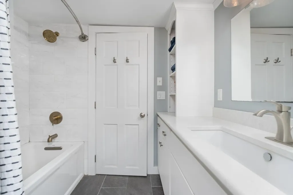 954 Parker Mountain Road Strafford NH 03884