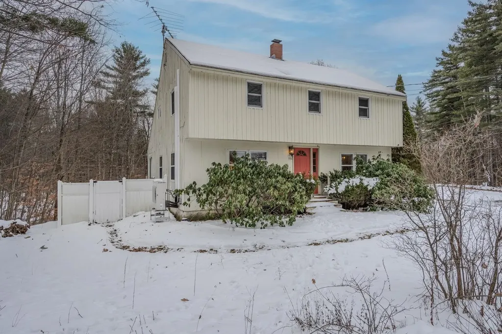 954 Parker Mountain Road Strafford NH 03884