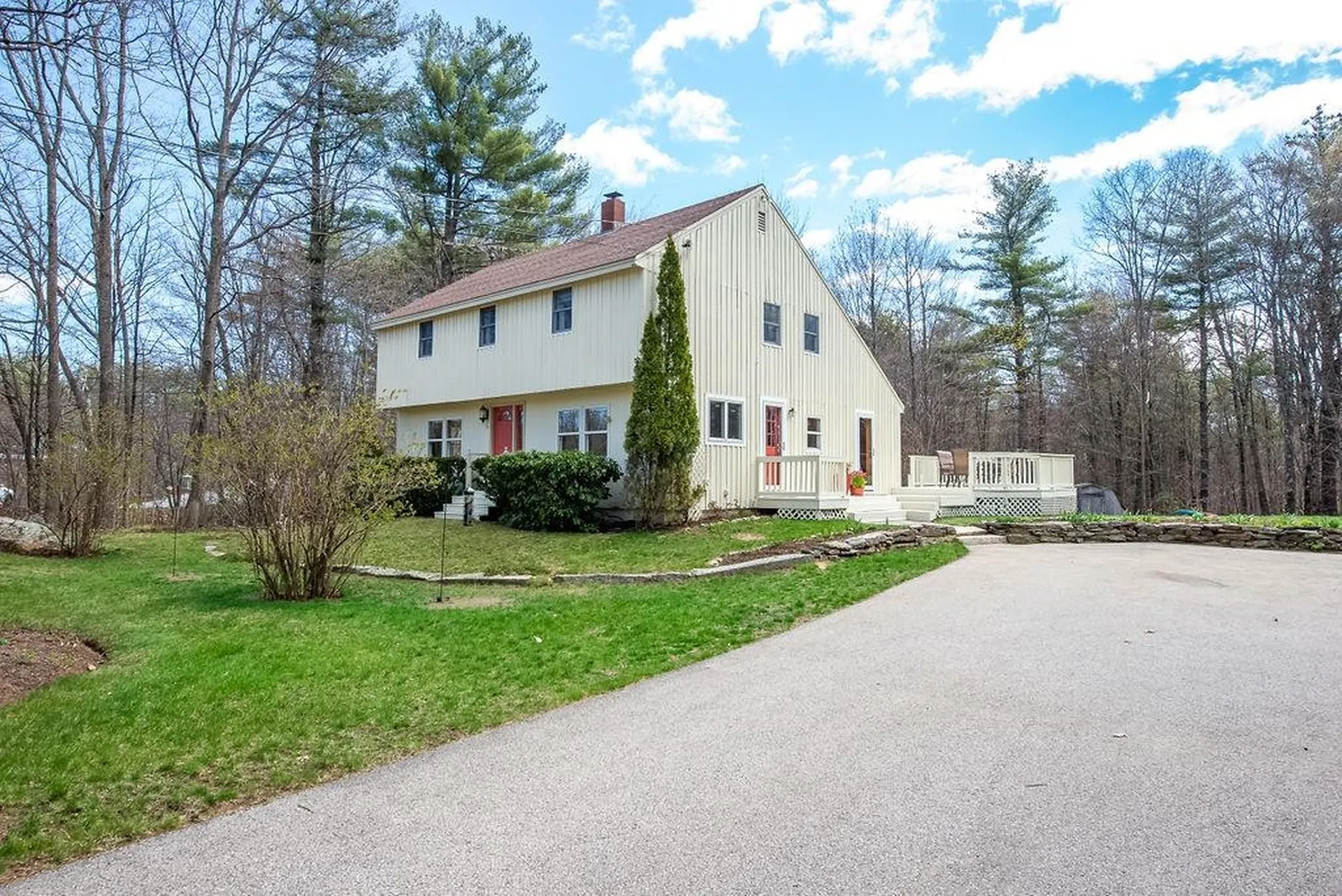 954 Parker Mountain Road Strafford NH 03884