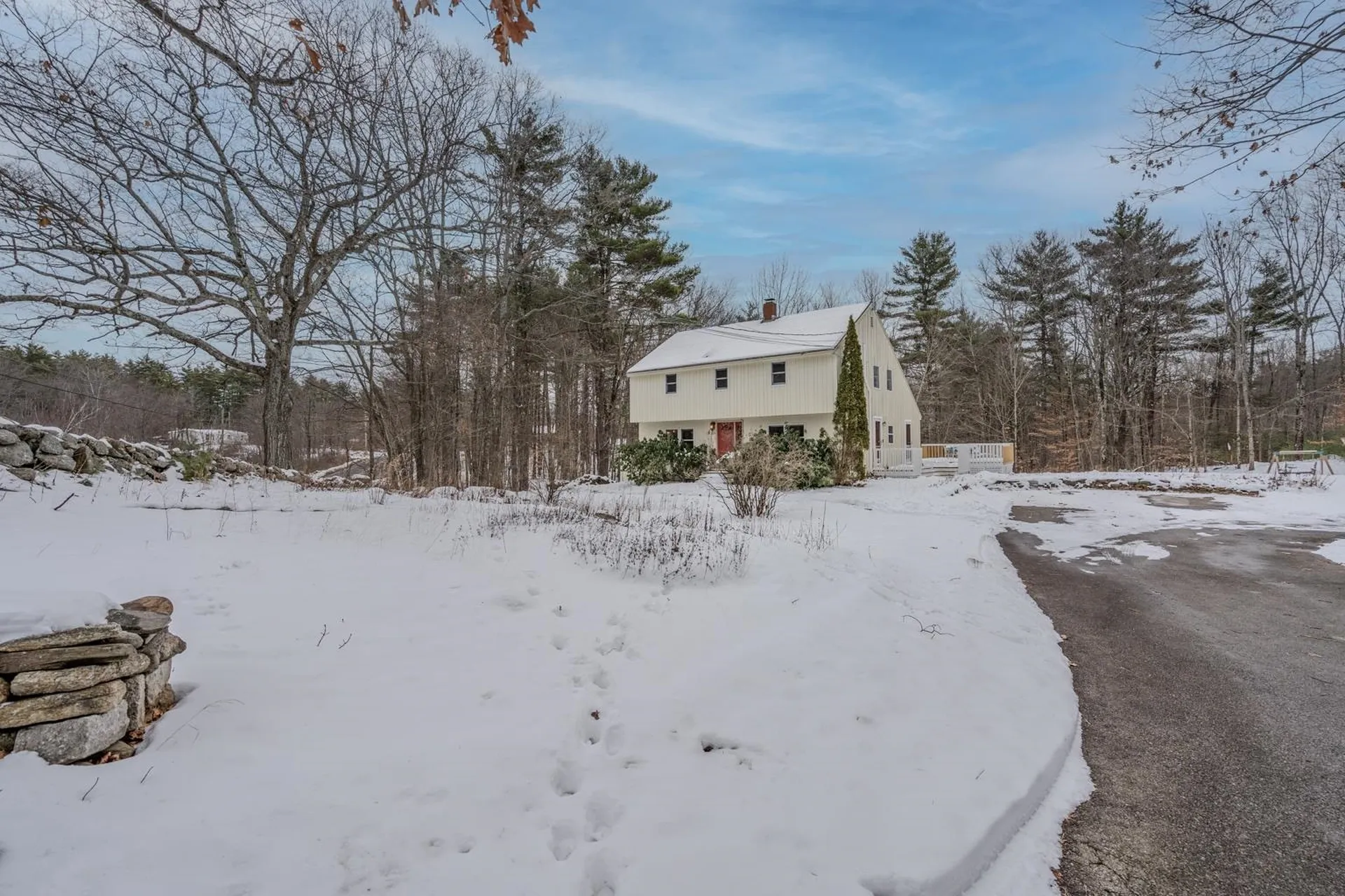 954 Parker Mountain Road Strafford NH 03884