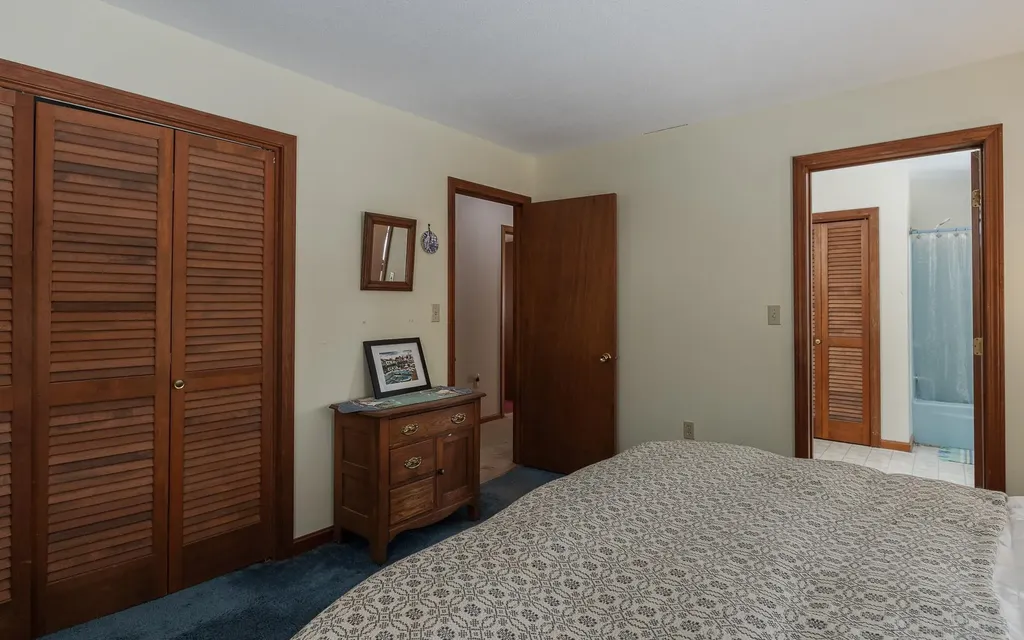 521 County Road Walpole NH 03608