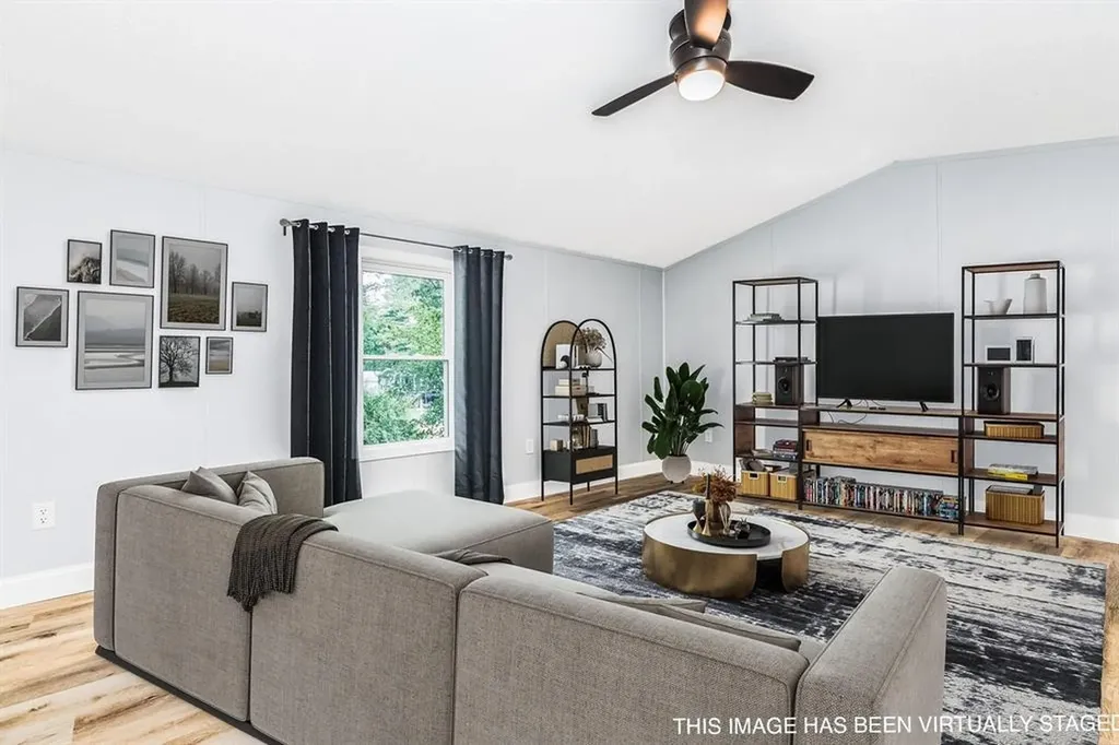 311 Friar Tuck Drive Exeter NH 03833