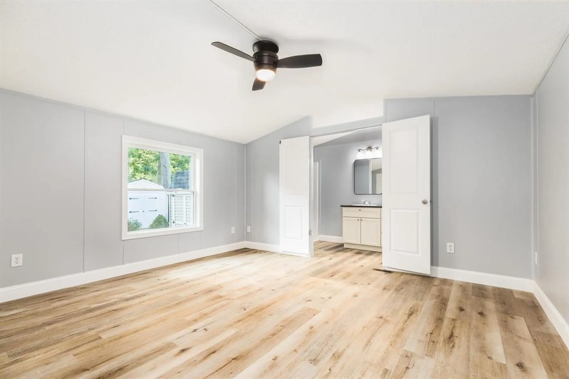 311 Friar Tuck Drive Exeter NH 03833