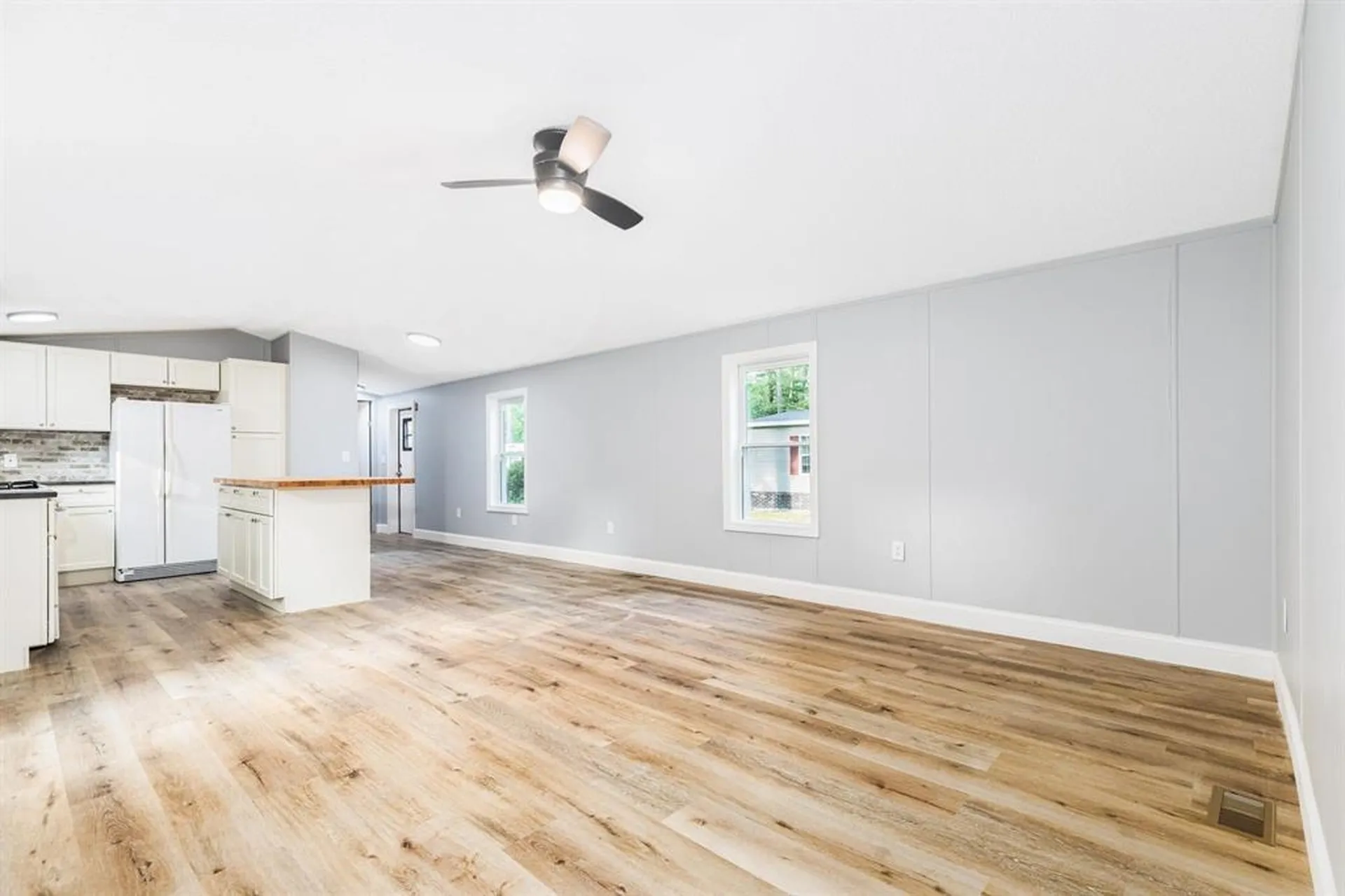 311 Friar Tuck Drive Exeter NH 03833