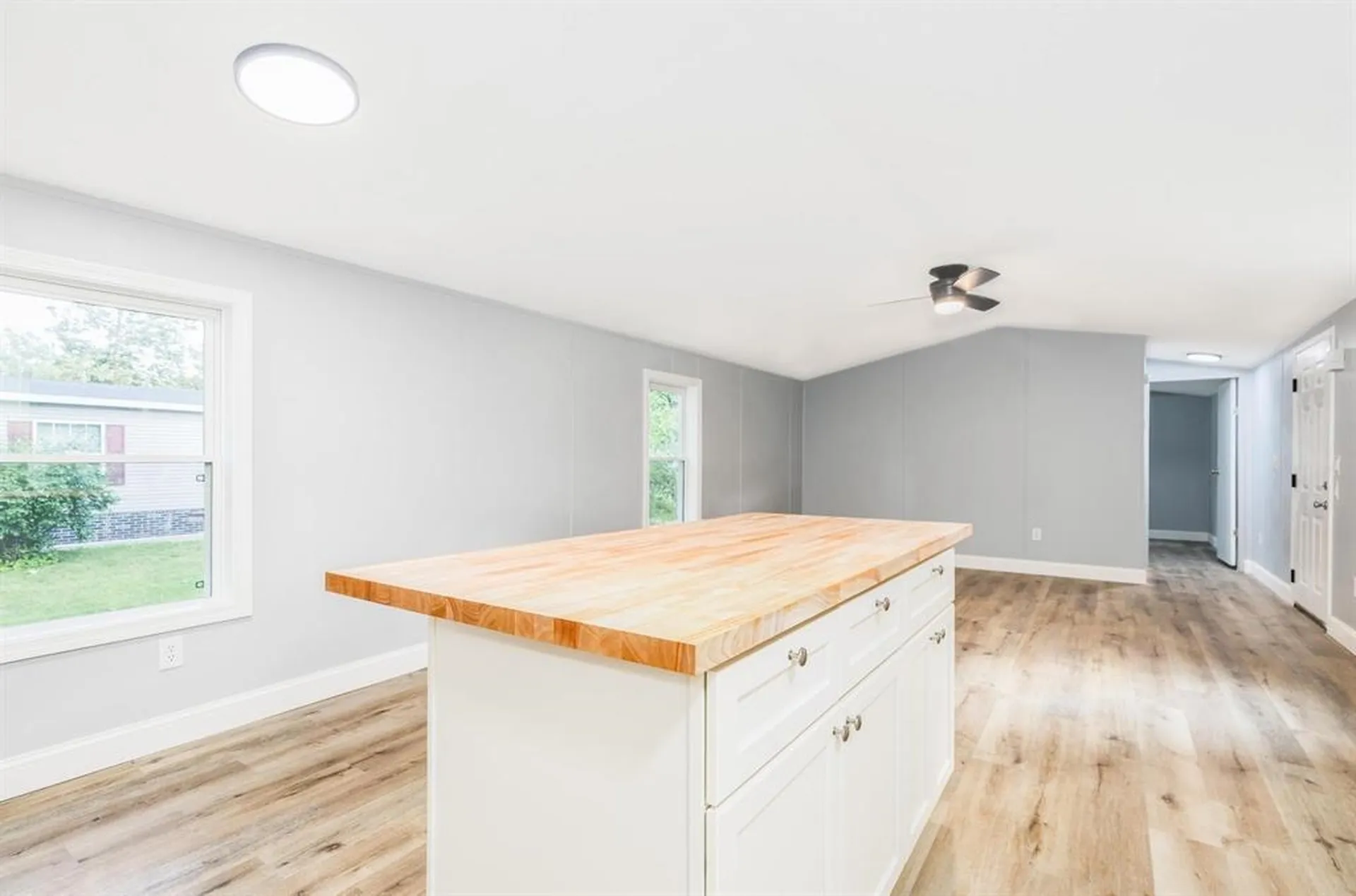 311 Friar Tuck Drive Exeter NH 03833