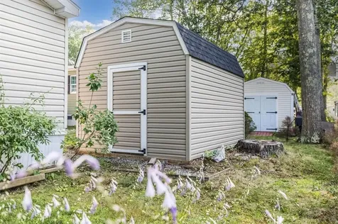 311 Friar Tuck Drive Exeter NH 03833