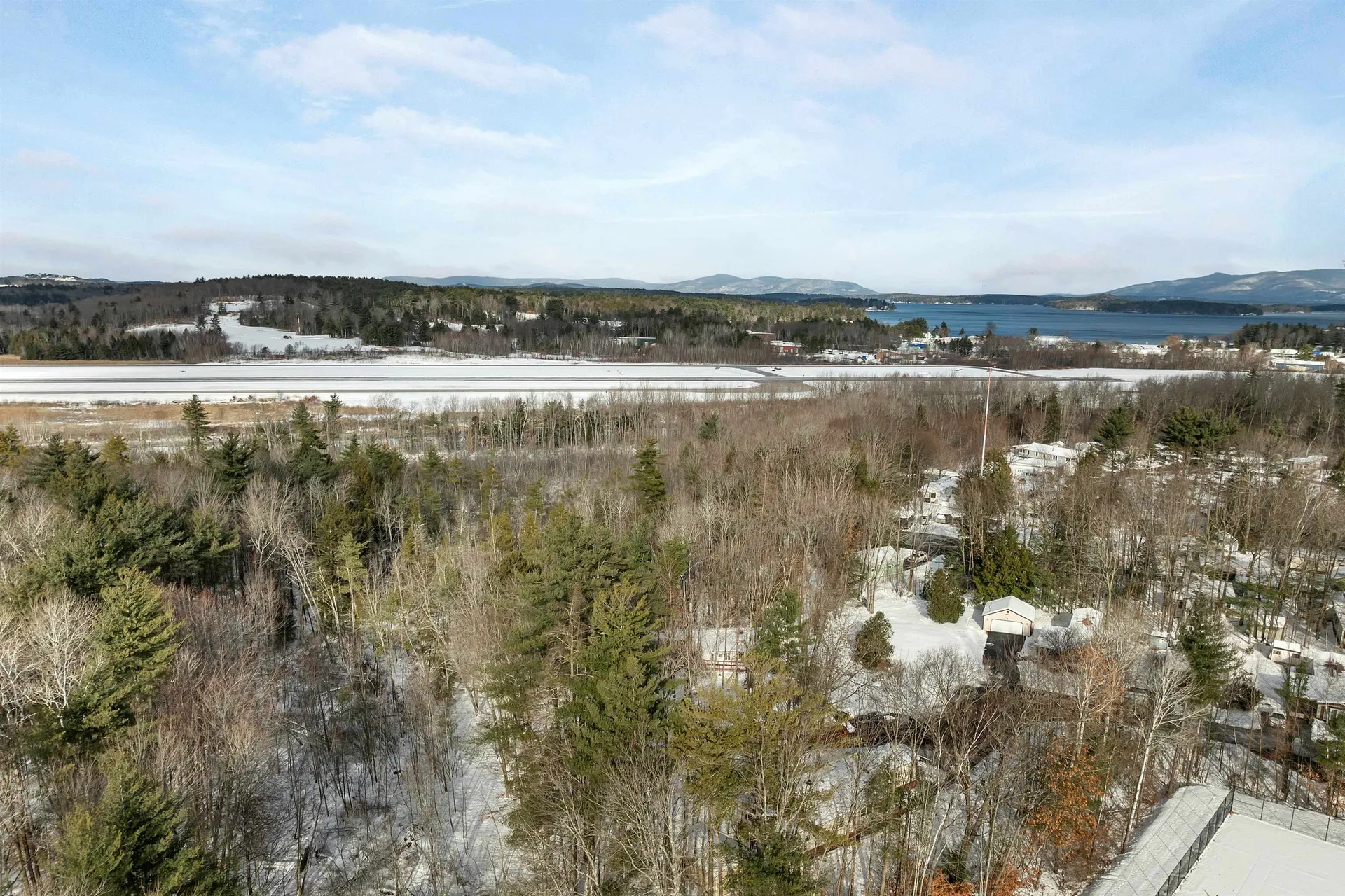320 Old Lakeshore Road Gilford NH 03249