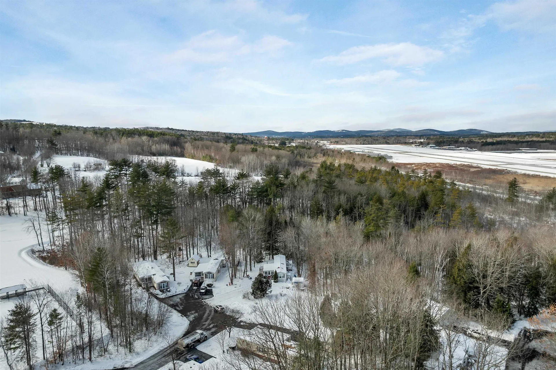 320 Old Lakeshore Road Gilford NH 03249