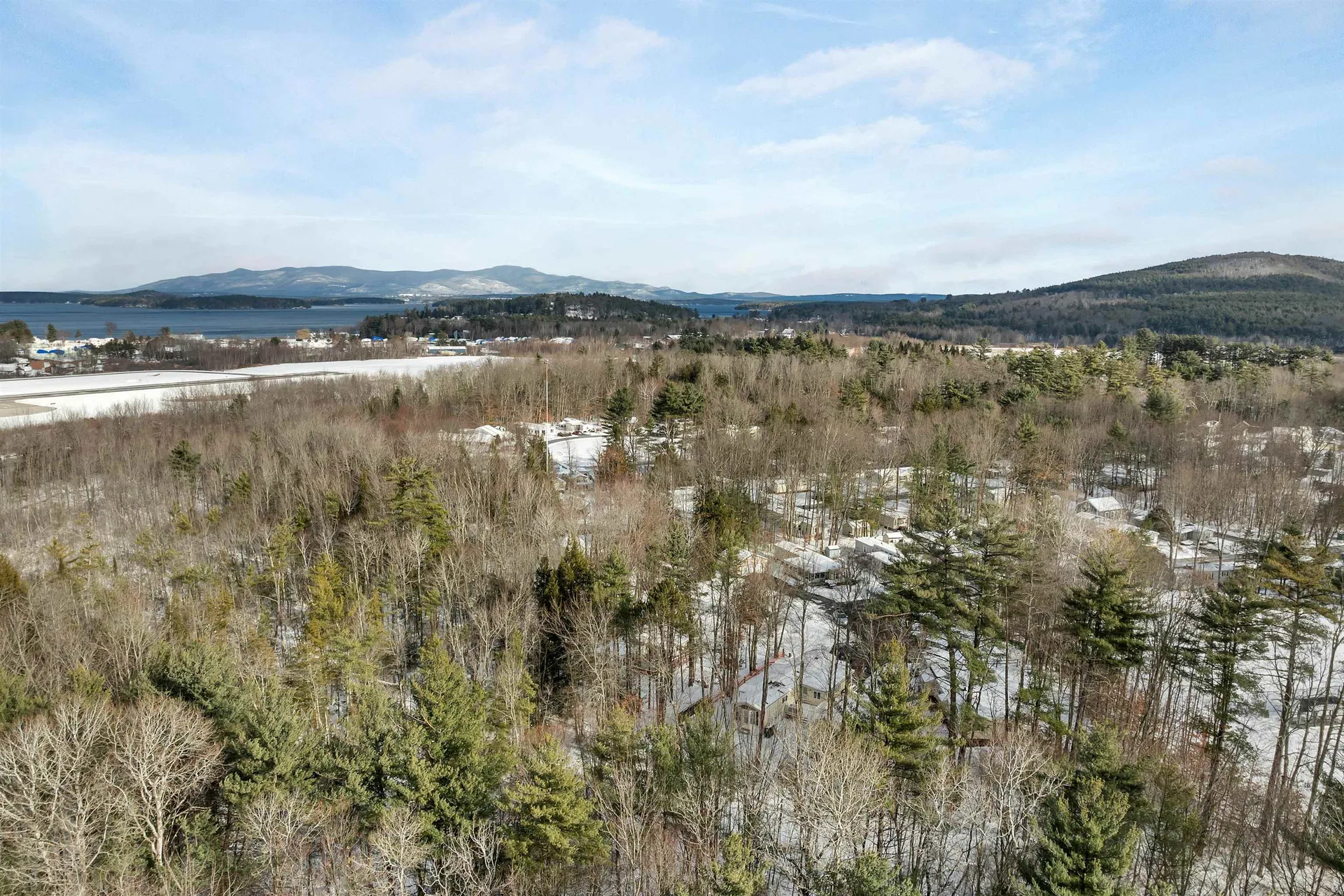 320 Old Lakeshore Road Gilford NH 03249