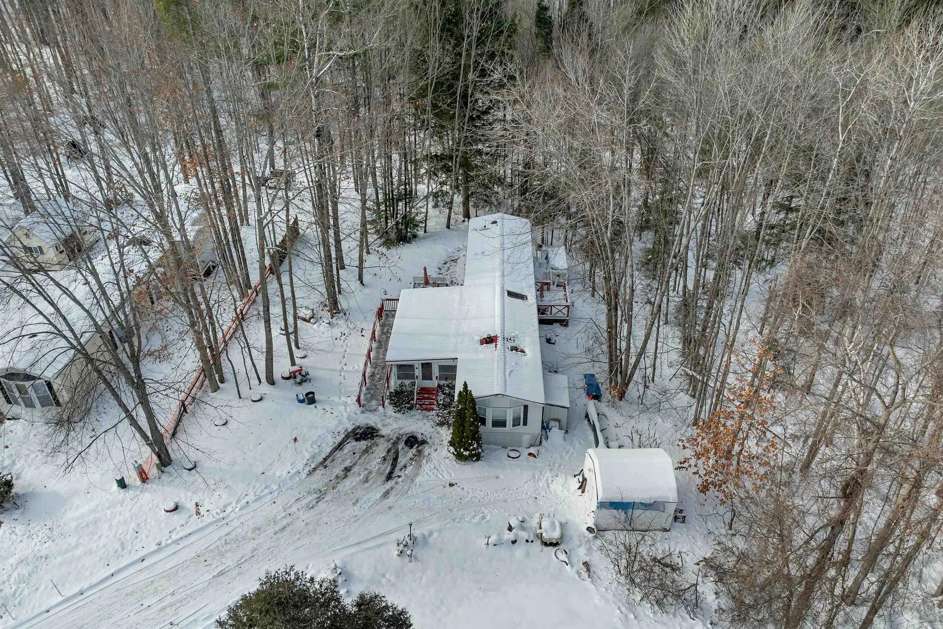 320 Old Lakeshore Road Gilford NH 03249
