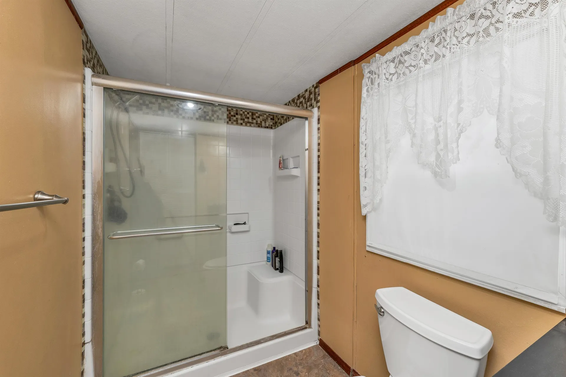 320 Old Lakeshore Road Gilford NH 03249