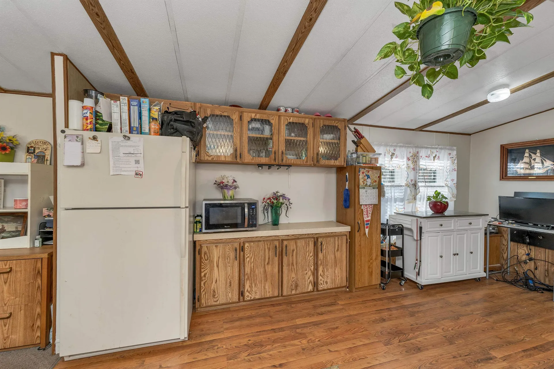 320 Old Lakeshore Road Gilford NH 03249