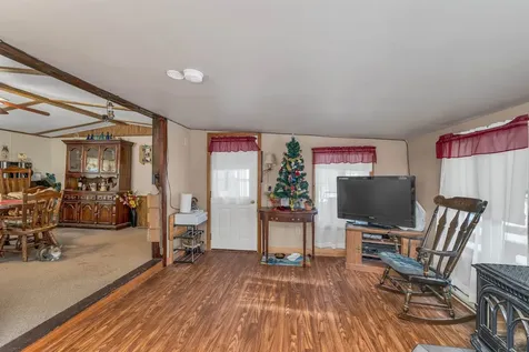 320 Old Lakeshore Road Gilford NH 03249