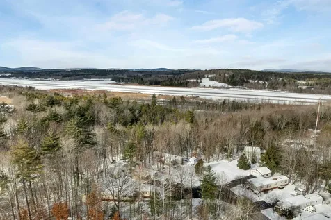 320 Old Lakeshore Road Gilford NH 03249