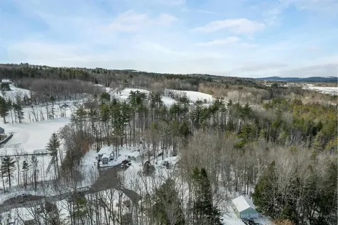 320 Old Lakeshore Road Gilford NH 03249