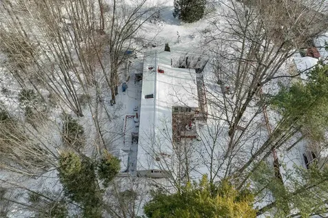 320 Old Lakeshore Road Gilford NH 03249