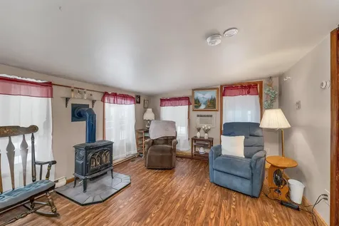 320 Old Lakeshore Road Gilford NH 03249