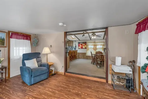 320 Old Lakeshore Road Gilford NH 03249