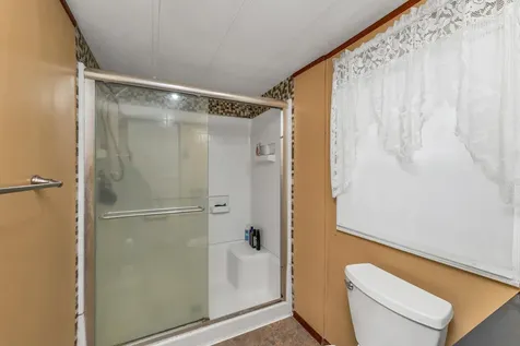 320 Old Lakeshore Road Gilford NH 03249