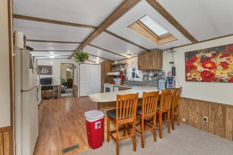 320 Old Lakeshore Road Gilford NH 03249