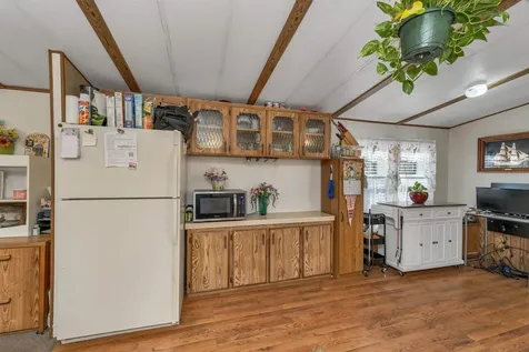 320 Old Lakeshore Road Gilford NH 03249