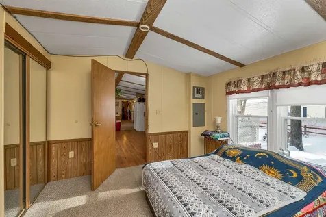 320 Old Lakeshore Road Gilford NH 03249