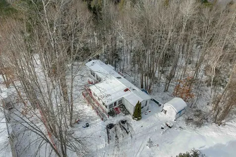 320 Old Lakeshore Road Gilford NH 03249