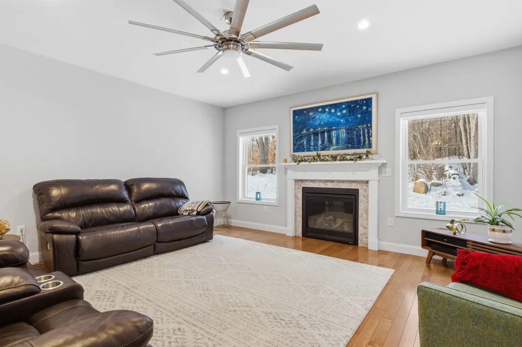 18 Hickorywood Circle Meredith NH 03253