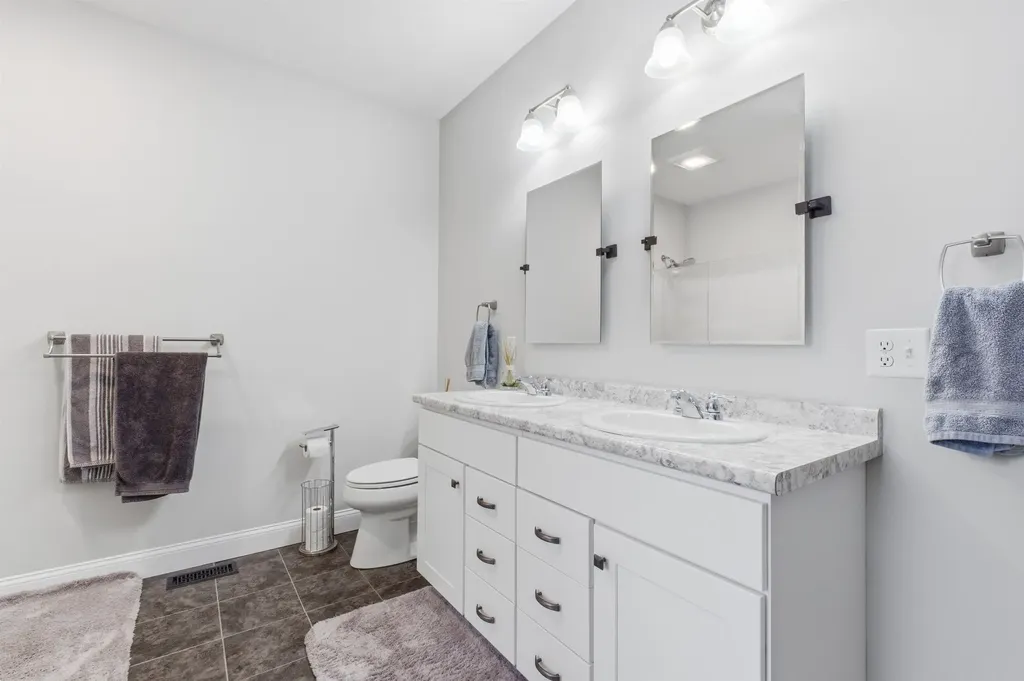 18 Hickorywood Circle Meredith NH 03253