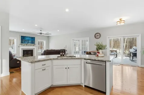 18 Hickorywood Circle Meredith NH 03253