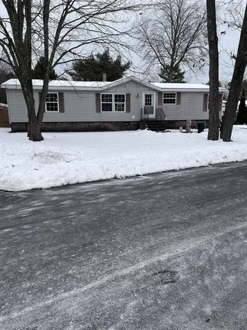 13 South Cranberry Lane Rochester NH 03867