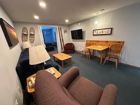 2955 White Mountain Highway Conway NH 03860