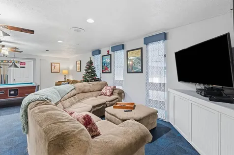 2955 White Mountain Highway Conway NH 03860