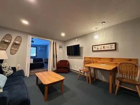 2955 White Mountain Highway Conway NH 03860