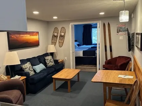 2955 White Mountain Highway Conway NH 03860