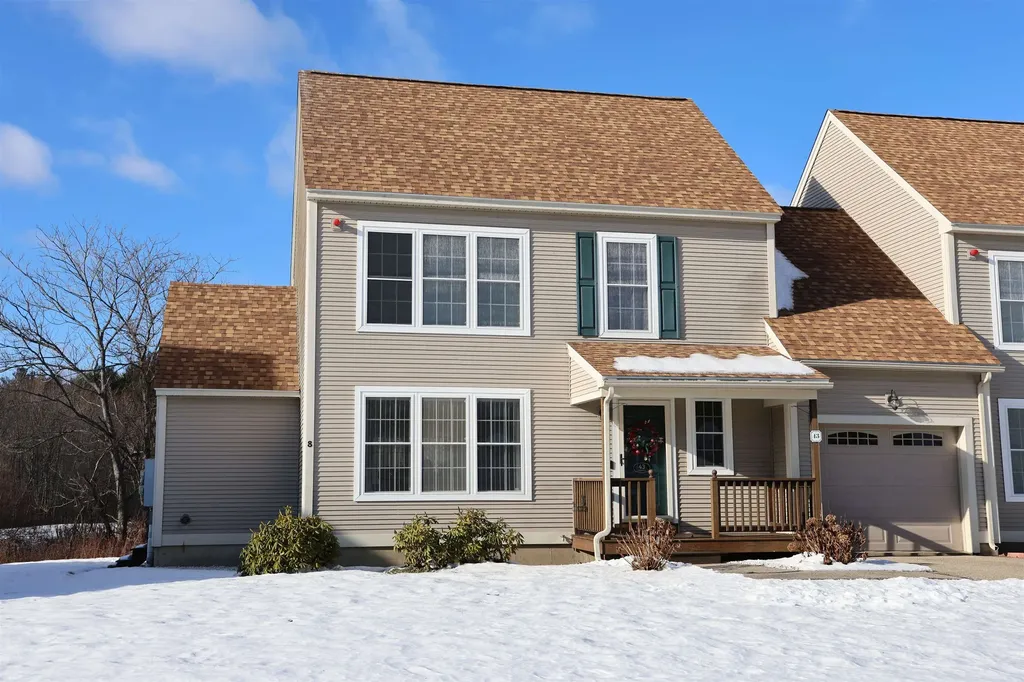 43 Abbey Road Brentwood NH 03833