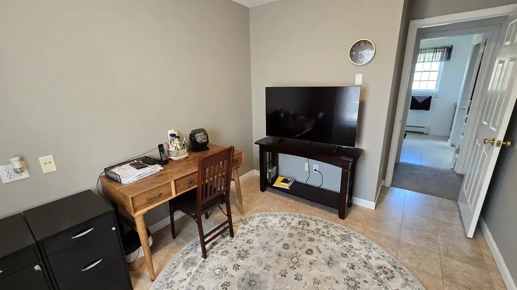 43 Abbey Road Brentwood NH 03833