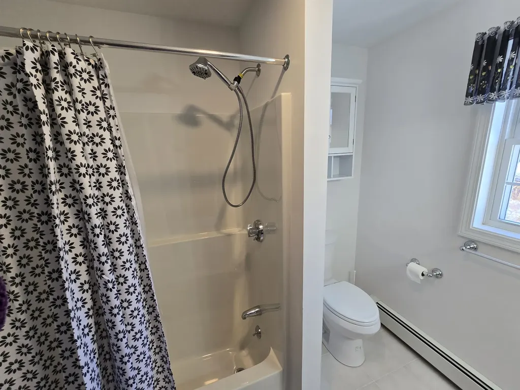 43 Abbey Road Brentwood NH 03833