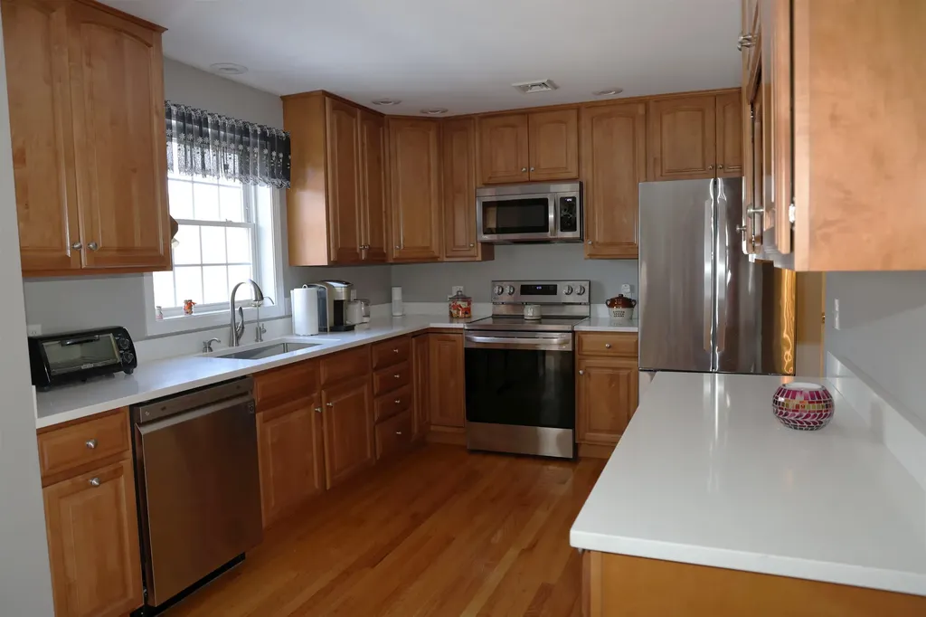 43 Abbey Road Brentwood NH 03833