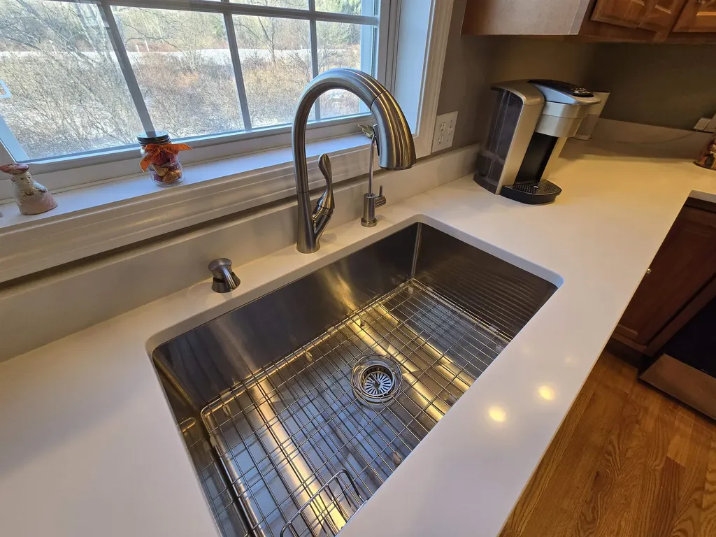 43 Abbey Road Brentwood NH 03833