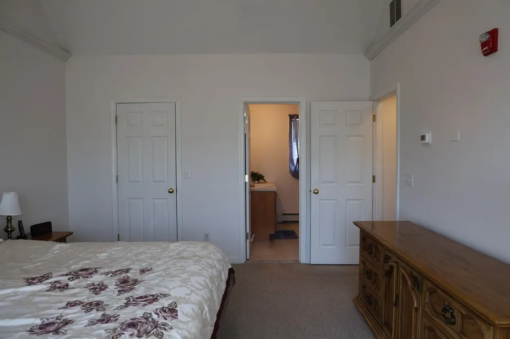 43 Abbey Road Brentwood NH 03833