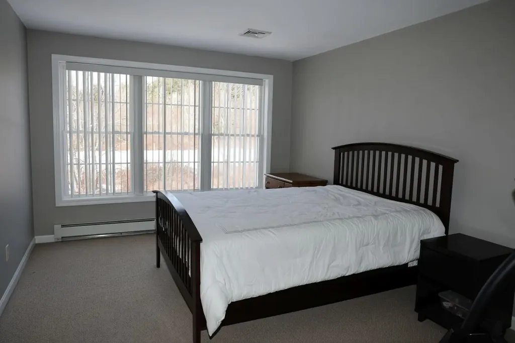 43 Abbey Road Brentwood NH 03833