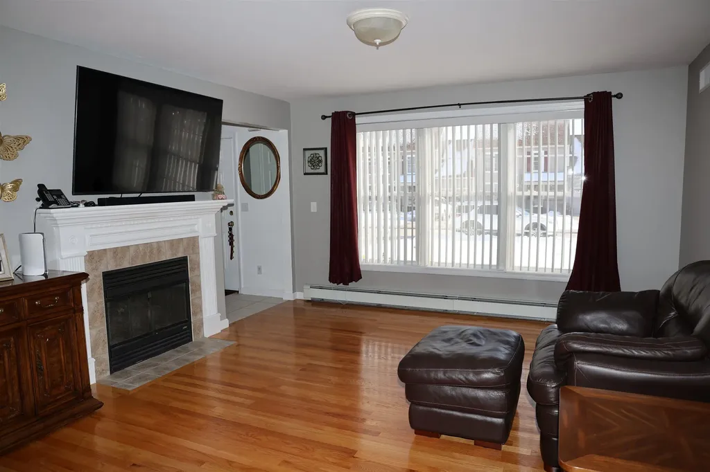 43 Abbey Road Brentwood NH 03833