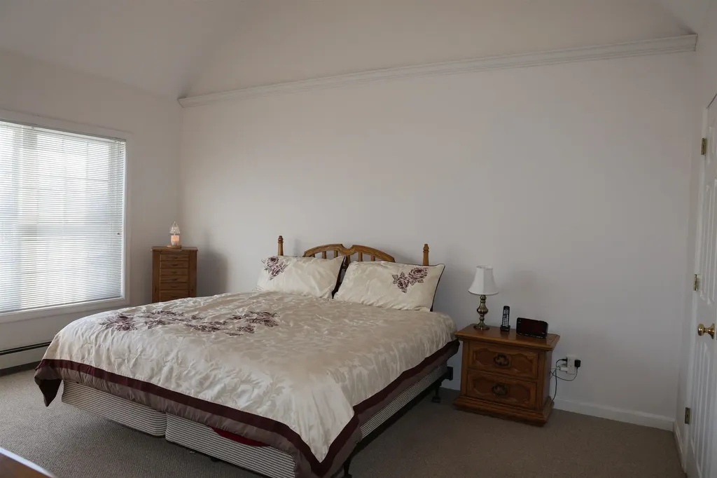 43 Abbey Road Brentwood NH 03833